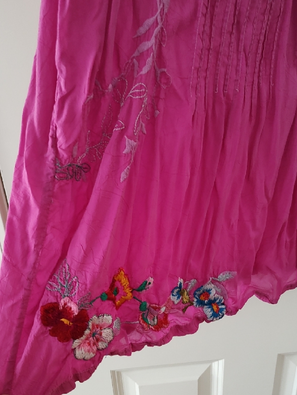 Johnny Was Hot Pink Embroidered Tunic Top - Picture 6 of 6